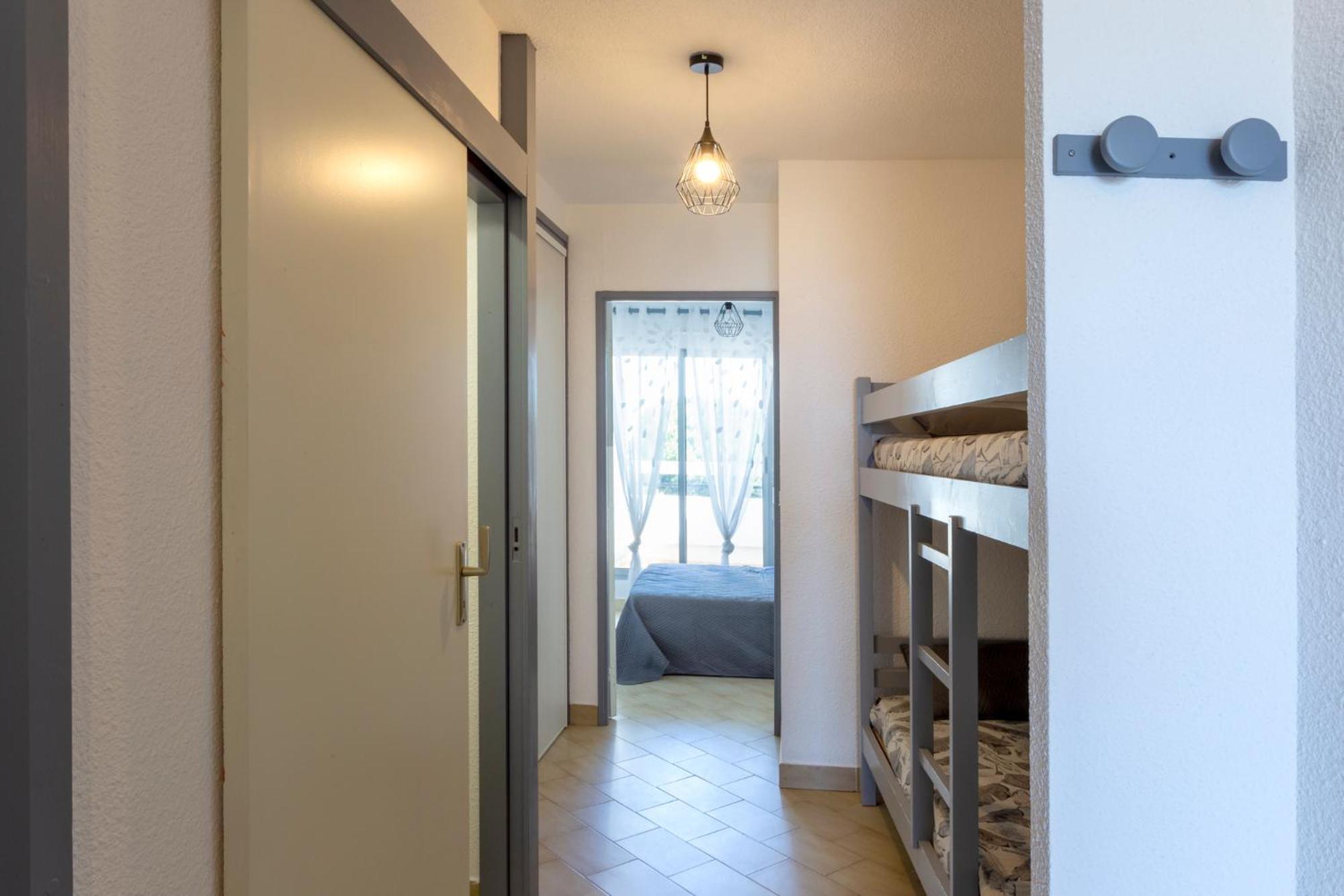 Chez Fabienne - Superbe Appartement Avec Vue Sur La Mer Et Parking La Grande Motte Luaran gambar