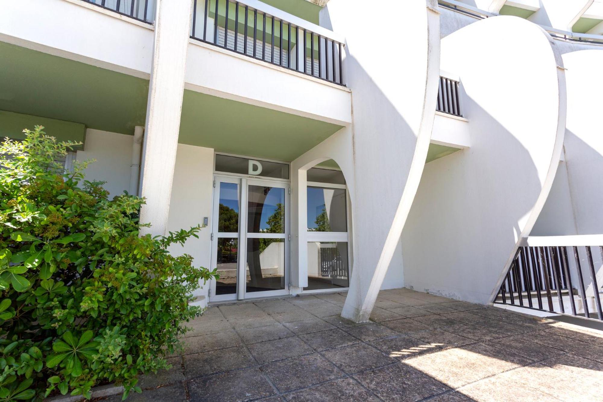 Chez Fabienne - Superbe Appartement Avec Vue Sur La Mer Et Parking La Grande Motte Luaran gambar