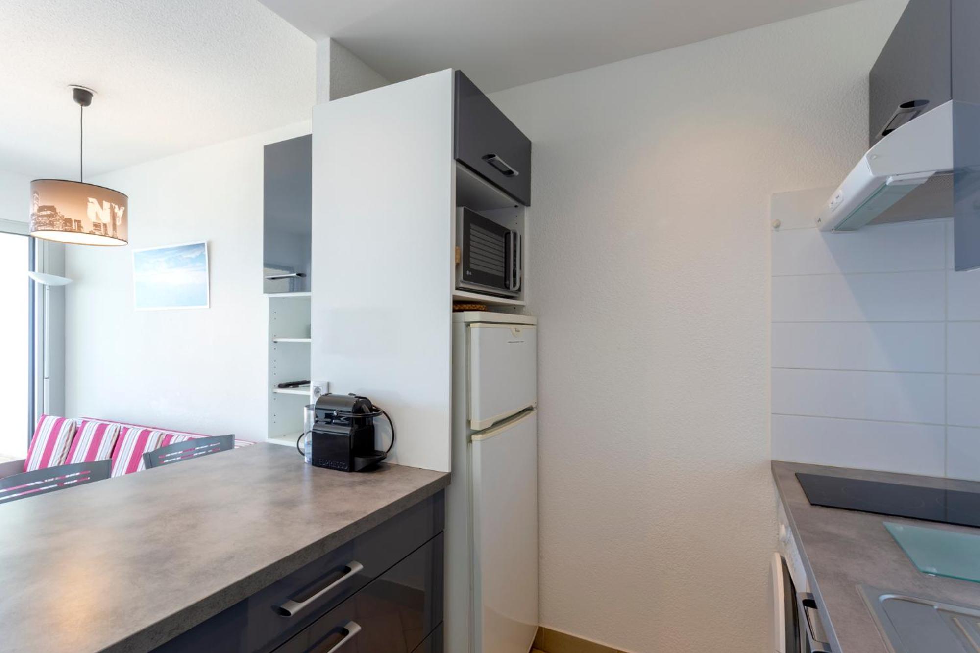 Chez Fabienne - Superbe Appartement Avec Vue Sur La Mer Et Parking La Grande Motte Luaran gambar